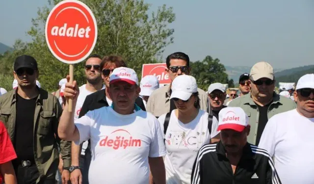 Tanju Özcan CHP'den ihraç edildi