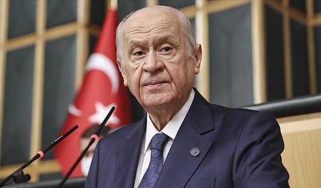 MHP Lideri Bahçeli'nin hayatı kitap oluyor