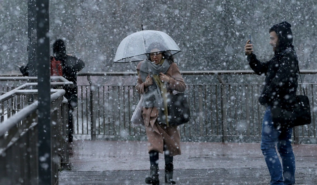 Bu hafta sonu lapa lapa kar yağacak! Meteoroloji'den kritik uyarı