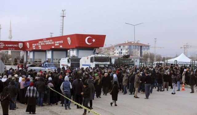 Mahkeme Kararını Verdi! Selahattin Demirtaş, Figen Yüksekdağ ve Ahmet Türk'e Hapis Cezası Verildi