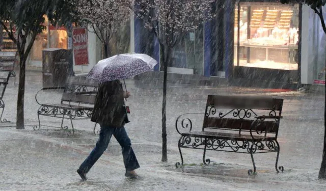 Meteoroloji’den çok sayıda il için sarı kodlu alarm: Sağanak yağış etkisi altına alacak