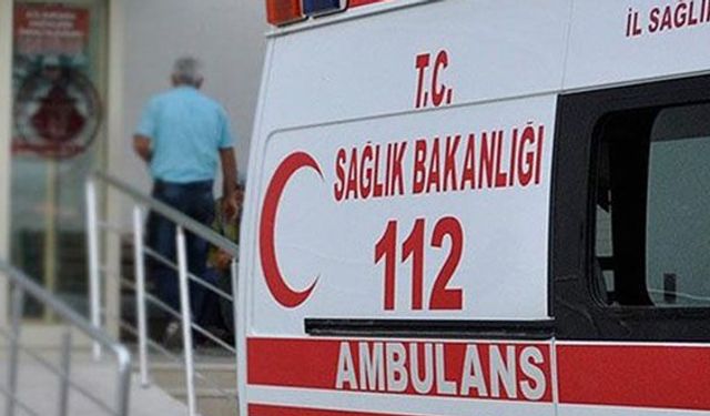 Okul bahçesinde bıçaklı kavga: 2 öğrenci yaralandı