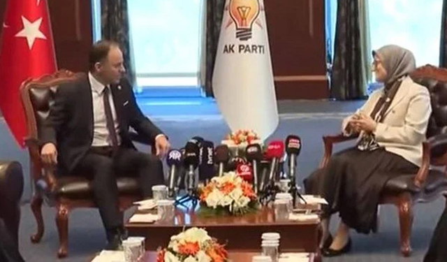 CHP ve MHP Heyetlerinden AK Parti'ye Bayram Ziyareti: Asgari Ücret Tartışması Gündemde