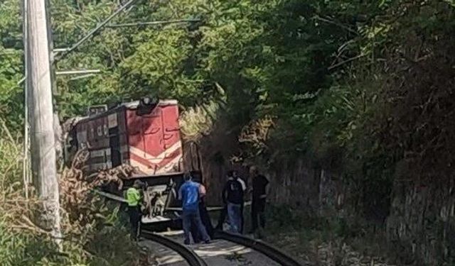 Yük treninin çarptığı yaşlı adam hayatını kaybetti