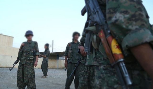 ABD Güçleri, Fırat Kıyısındaki Üslere 700 PKK/YPG'li Terörist Sevk Etti