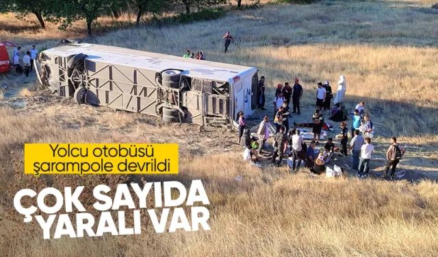 Malatya'da Yolcu Otobüsü Şarampole Devrildi: 22 Yaralı