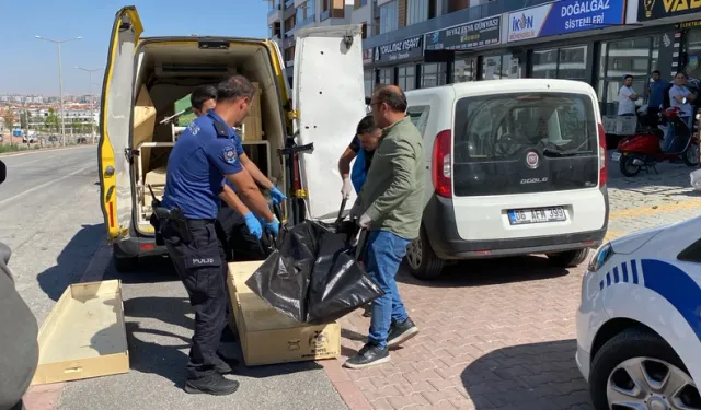 Masaj Salonunda Cinayet: Genç Kadın Bıçaklanarak Öldürüldü