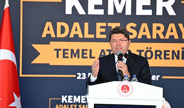 Bakan Tunç: Hukuk Fakültesine girişte başarı sırasını yükseltmemiz lazım