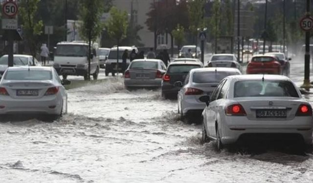 Meteoroloji'den birçok il için kuvvetli yağış uyarısı