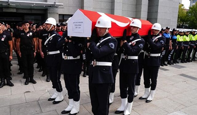 Şehit polis memurumuz için İstanbul'da cenaze töreni düzenlendi