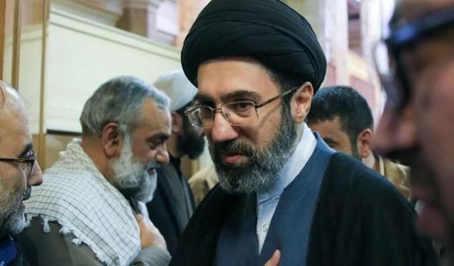 Babasının öldürüldüğü saldırıda Mücteba Hamaney nasıl kurtuldu?