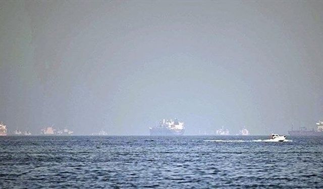 Hürmüz Boğazı’ndan ABD gemileri geçti iddiası