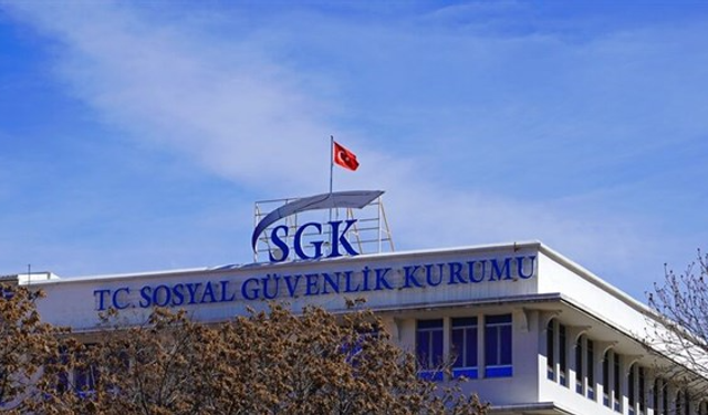 SGK 10 sözleşmeli personel alımı için başvurular başladı