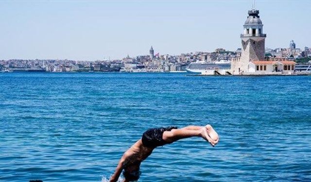 Kavurucu sıcaklara dikkat! 'Mecbur olmayan dışarı çıkmasın'