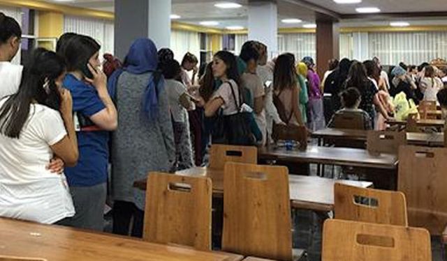 KYK yurtlarında kriz: Öğrenciler yemeksiz kaldı