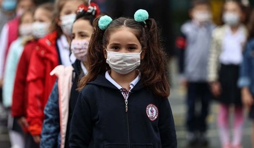 MEB harekete geçti  ve yeni kararı Bakan Özer duyurdu!  Hafta sonu eğitim...