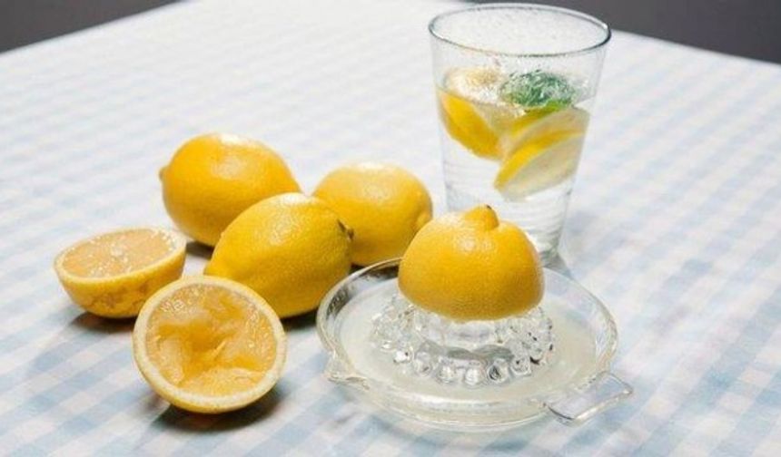 Böbrek taşı için Limonlu su