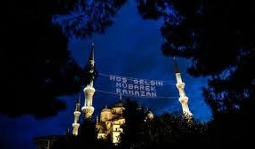 Ramazan ne zaman başlıyor? 2022 Ramazan Bayramı ve ramazan ayı tarihleri açıklandı Ramazan ayı ve Ramazan Bayramı tarihleri ile ilgili Diyanet İşleri Başkanlığı tarafından açıklama yapıldı. Müslümanlar her sene on bir ayın sultanını büyük bir heyecanla be