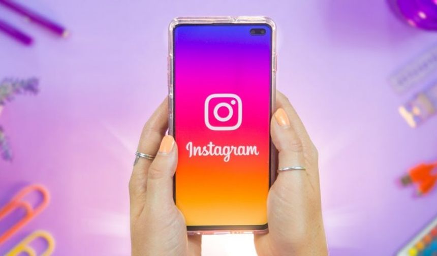 Instagram'ın tasarımı değişiyor, peki hikâyeler kaldırılıyor mu?