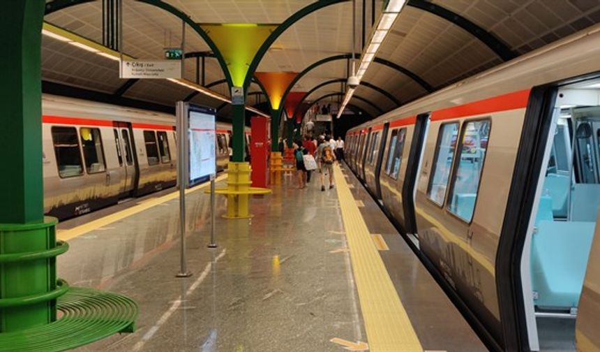 İstanbul'daki tüm metro hatlarında ücretsiz internet dönemi