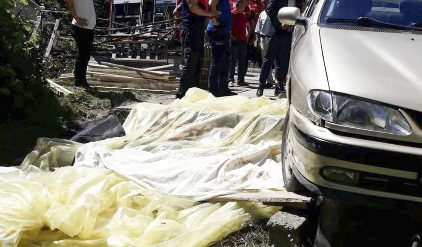 Zonguldak'ta el frenini çekmeyi unuttuğu otomobilinin altında kalan kişi öldü