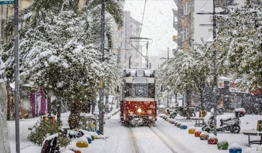 İstanbul’a sonunda kar yağacak: Uzmanlar uyardı ve tarih verdi…