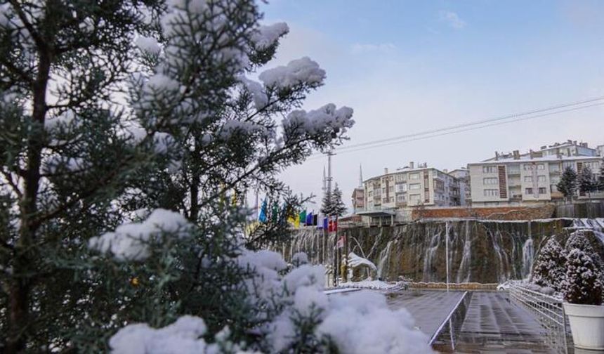 Meteoroloji 43 il için kuvvetli kar yağışı uyarısı yaptı.