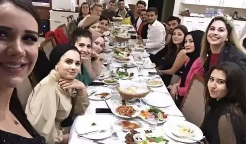 Dilan Polat'ın 'Şampiyonlar Ligi' Fotoğrafındaki Fenomenler İçin Yurt Dışı Çıkış Yasağı Talep Edildi