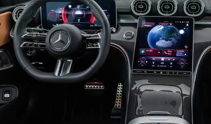 Mercedes Yeni Modelini Tanıttı! Türkiye Fiyatı Açıklandı
