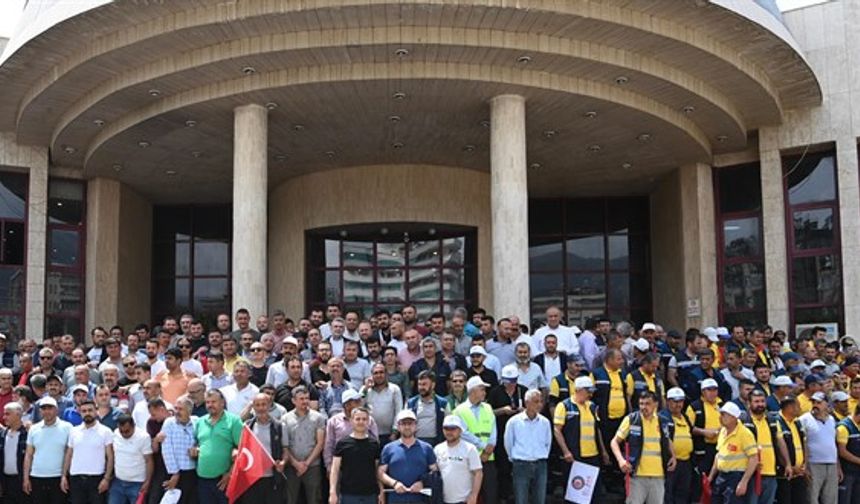 Kahramanmaraş'ta belediye 1 Mayıs'ta işçi maaşlarına ek zam yaptı