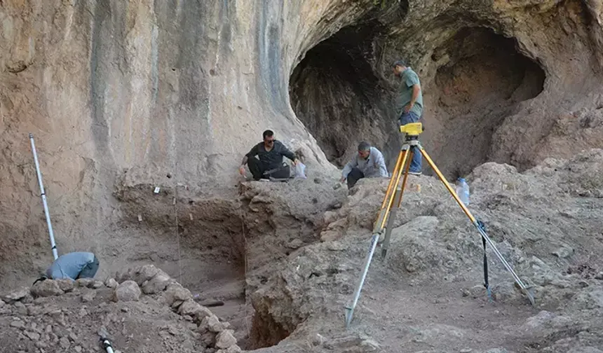 Mardin’deki Kazılarda 450 Bin Yıllık Gizemli Geçmiş Gün Yüzüne Çıktı