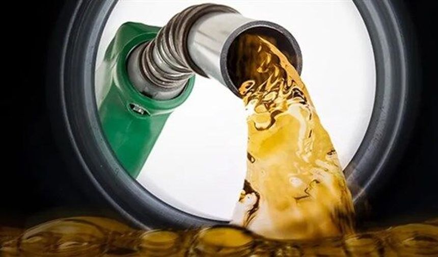 Küresel petrol fiyatlarındaki düşüş akaryakıt fiyatlarına yansıyacak mı