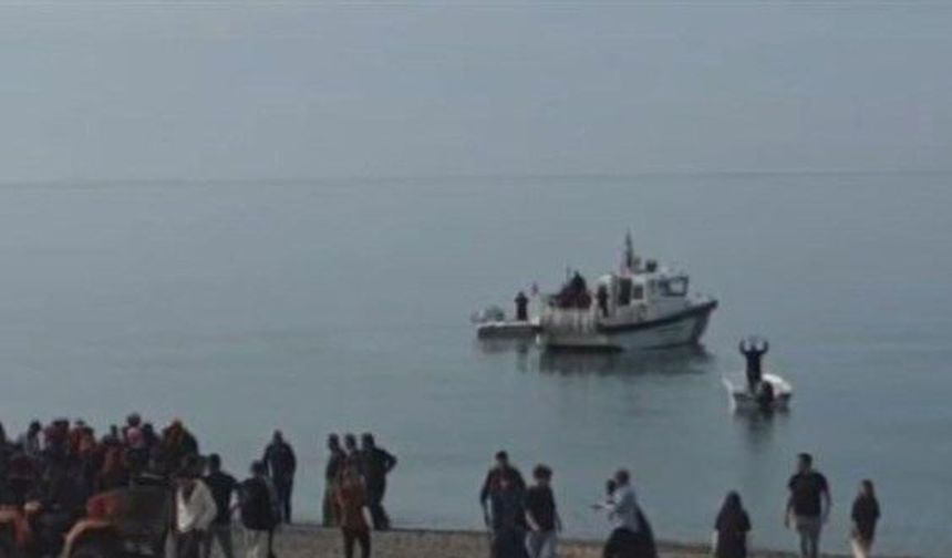 İstanbul'da Devrilen Jet Skideki 2 Kişiden Biri Hayatını Kaybetti
