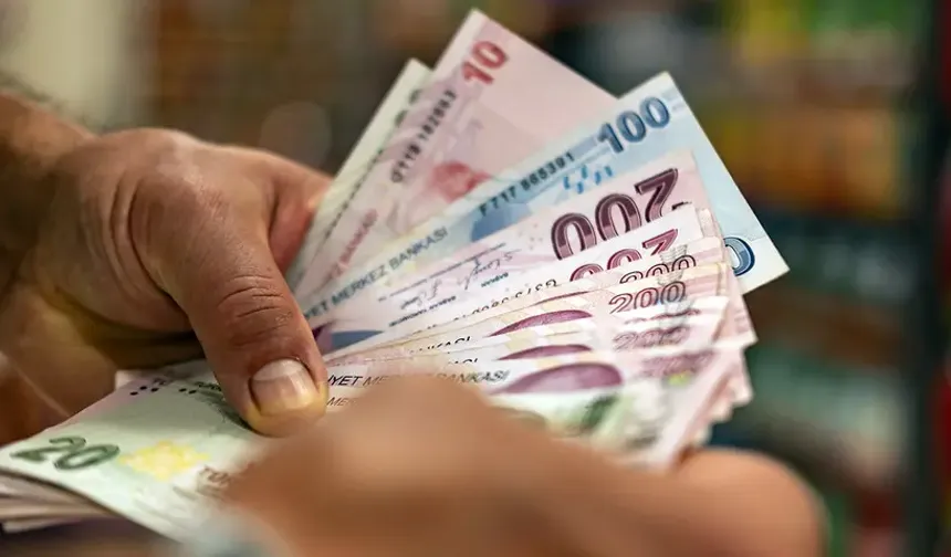 Öğretmenlerin Ocak Ayı Zam Oranı İçin İlk Tahmin: Maaşlara Yüzde 8 Zam