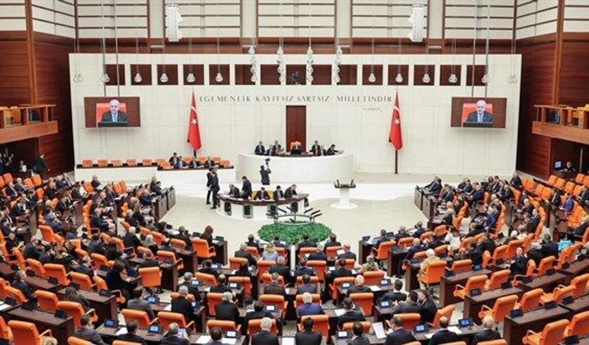 10 milletvekiline ait dokunulmazlık dosyaları Meclis’te: 11 fezleke Karma Komisyon’a sevk edildi