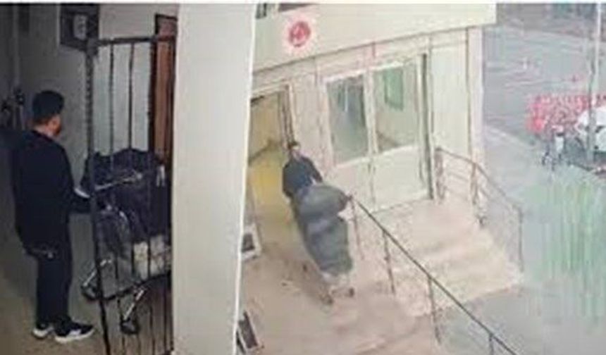 Büyükçekmece Adliyesi Soygununda Yeni Gelişme: 2 Firari Şüpheli Teslim Oldu