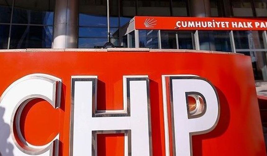 CHP’de iki belediye başkanına ihraç istemi