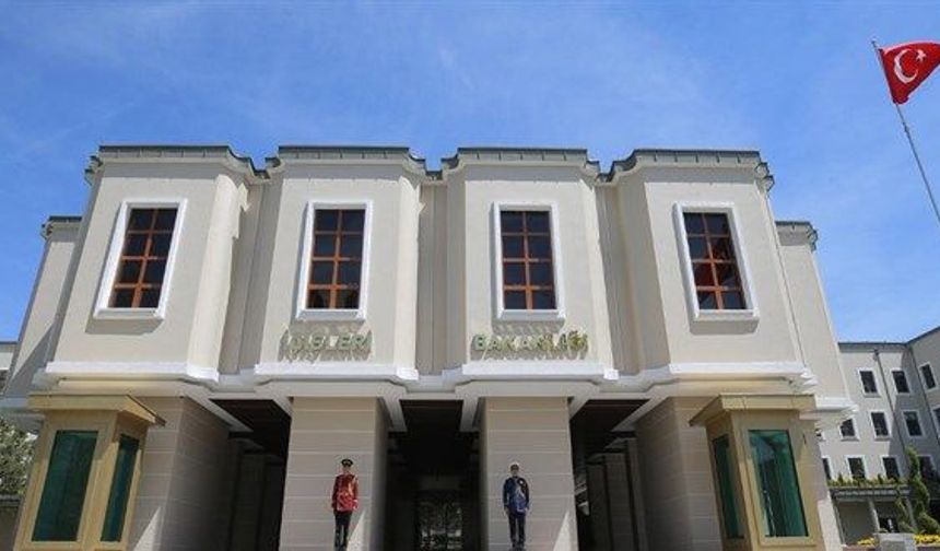 İçişleri Bakanlığı'ndan 'çıplak arama' iddialarına soruşturma