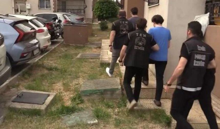 İzmir Merkezli FETÖ Operasyonu: 12 İlde 80 Gözaltı