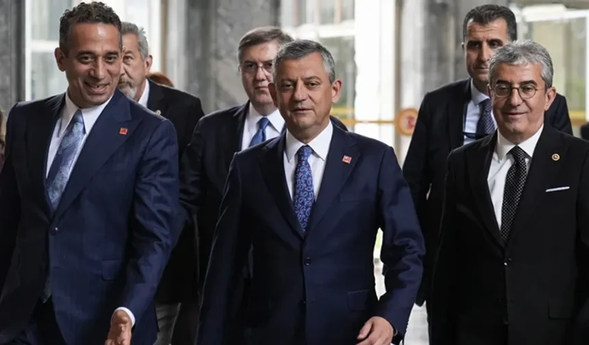 CHP kulislerinde bomba iddia: Yeni parti için hazırlıklar başladı