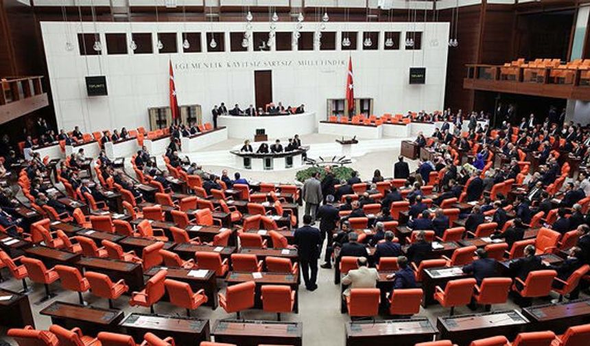 Sözleşmeli erlere kamuda yeni istihdam yolu: TBMM Komisyonu düzenlemeyi kabul etti