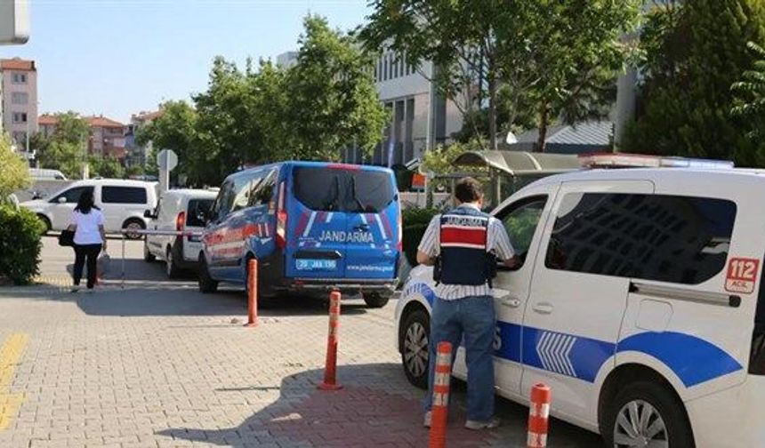 Denizli Barosu'na uyuşturucu operasyonu: Baro Başkanı dahil 12 avukat gözaltında