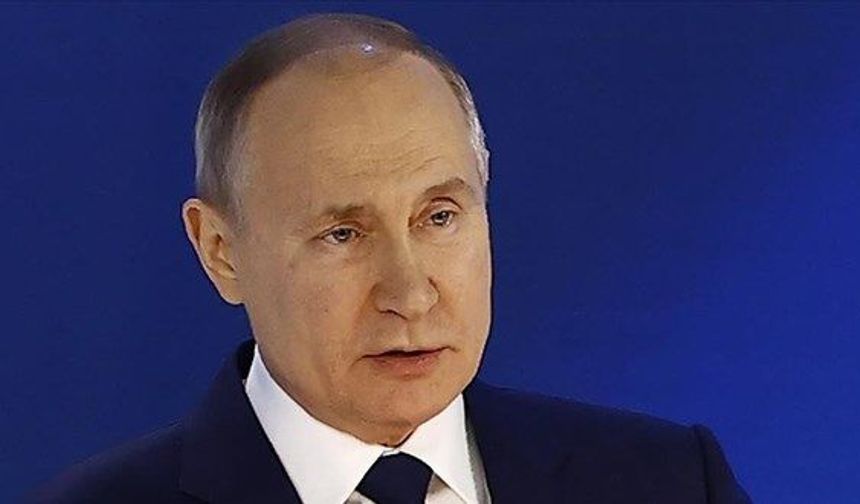 Putin'den Zelenskiy'nin görüşme çağrısına yanıt: "Şimdilik anlamını görmüyorum"