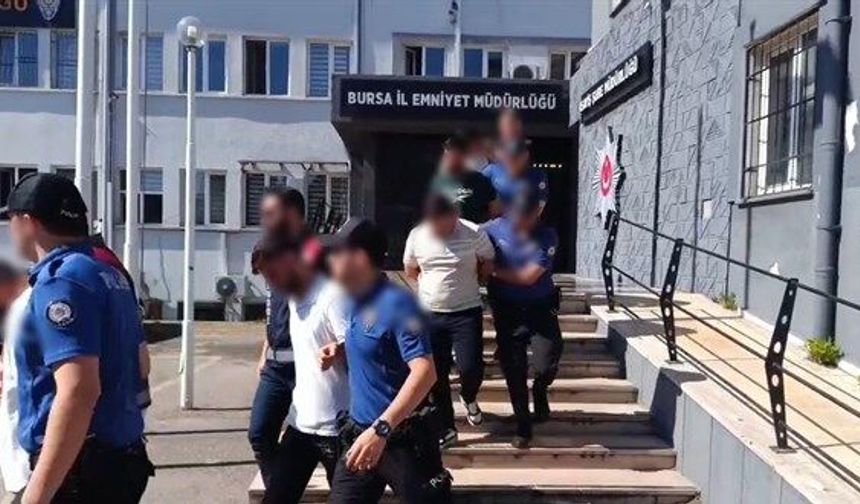 100 milyon lira dolandırdılar, 'operasyon bitti' deyip tatlı ikram ettiler
