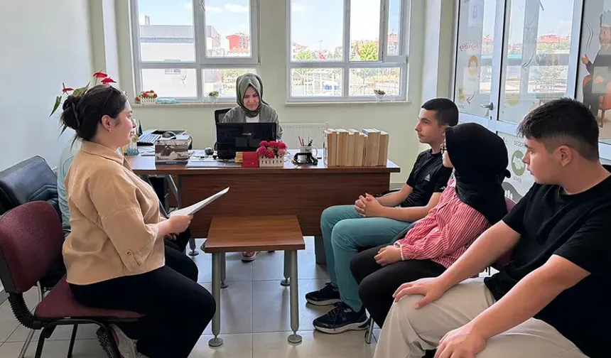 LGS tercihleri için 81 ilde danışmanlık desteği başladı: Yüzdelik dilim uyarısı