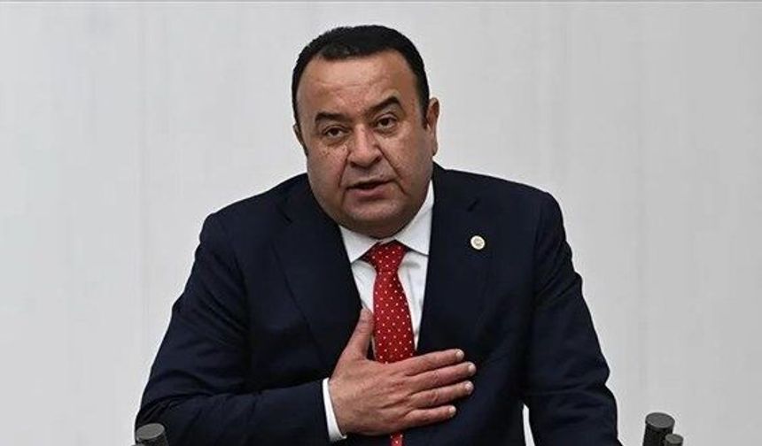 Adnan Beker: CHP üyeliğimden istifa ediyorum