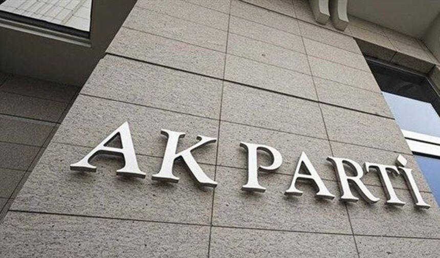 AK Parti'den YENİ Parti açıklaması: "Siyasi ya da ideolojik ayrışma değil"