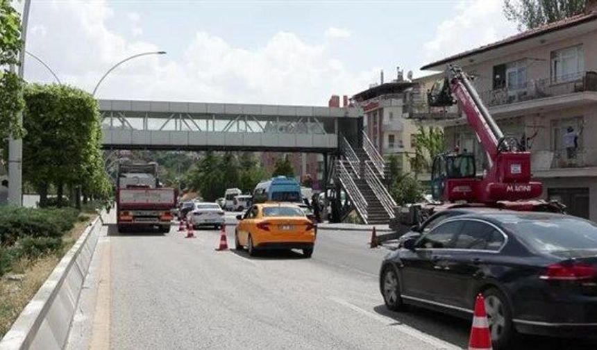 Gazeteci Deniz Zeyrek'ten Mansur Yavaş'a sert eleştiri