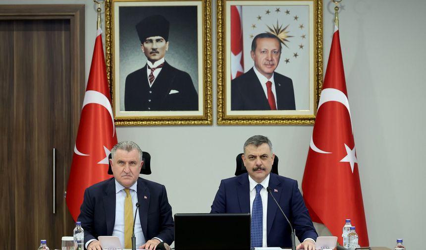 İki Bakandan Ligler Başlamadan Önce Güvenlik Toplantısı