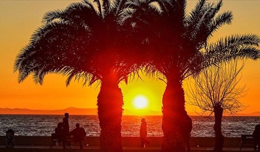 Hafta Sonu Kavurucu Sıcaklık Uyarısı: Bazı Bölgelerde Yağış ve Toz Taşınımı Bekleniyor